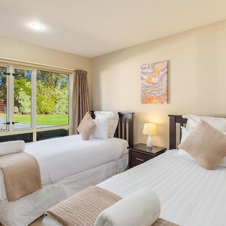 The Meadows Villa Christchurch Ngoại thất bức ảnh