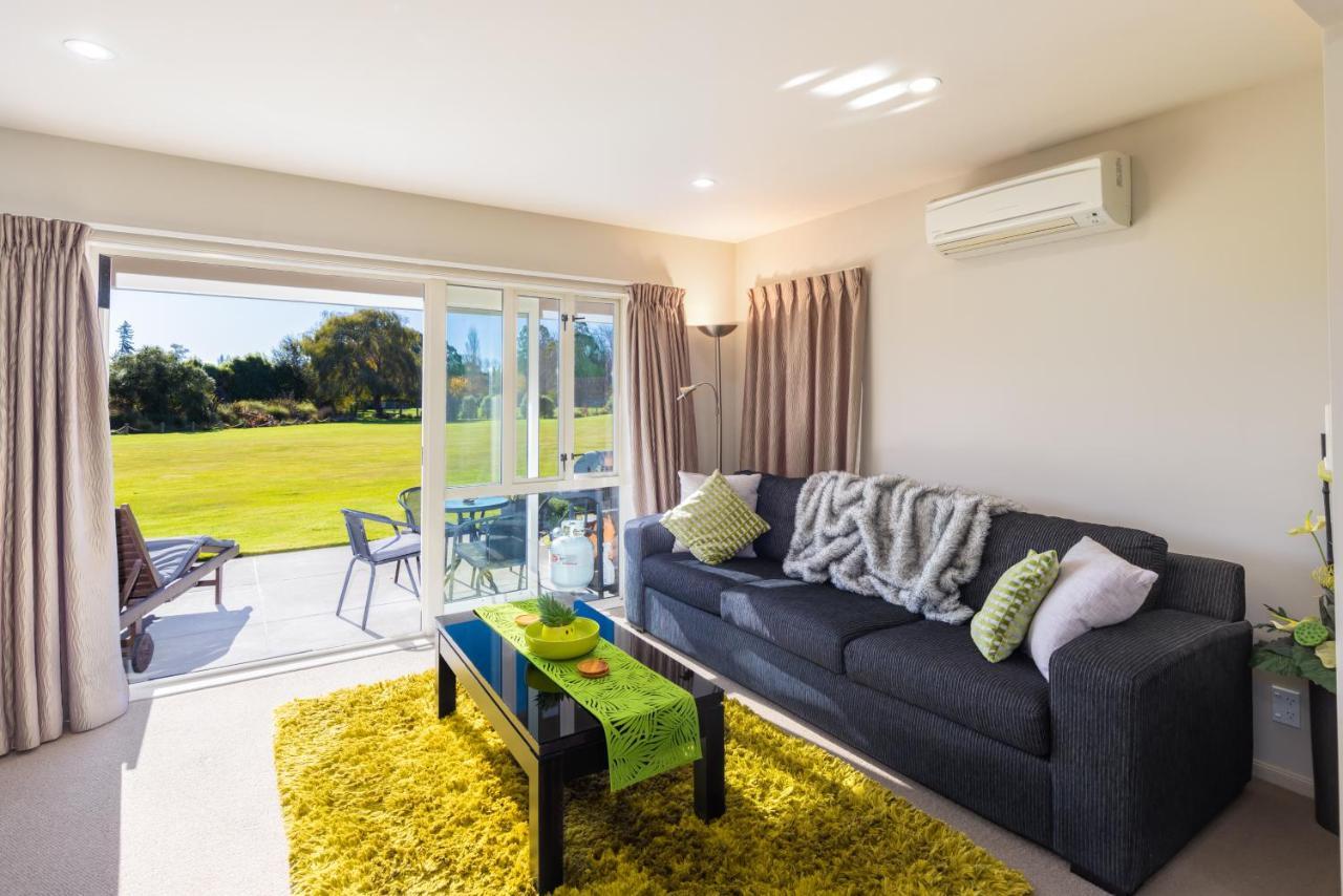The Meadows Villa Christchurch Ngoại thất bức ảnh